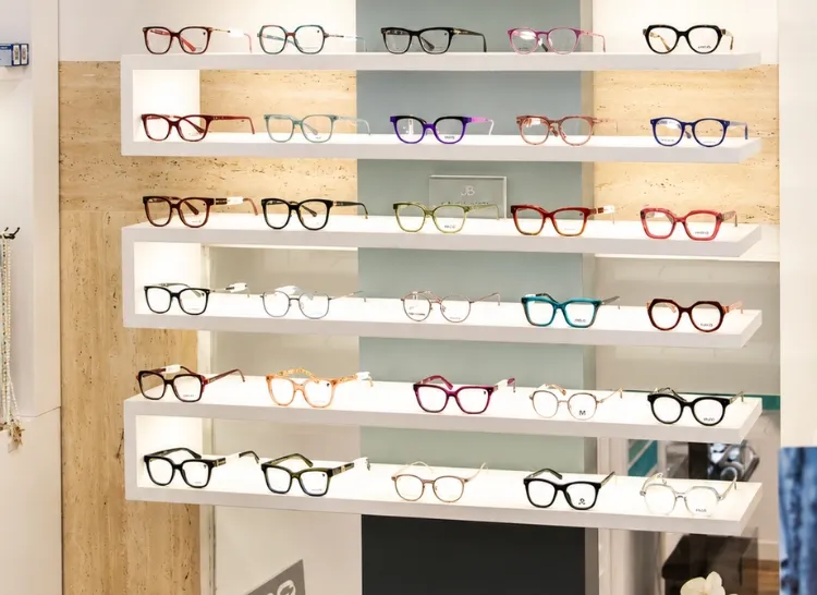 Gafas graduadas 1 revisión completa en Alcalá la Real. Óptica Real